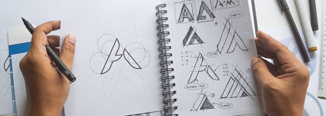 Reflexion logo design et pourquoi la création d'un logo coûte cher